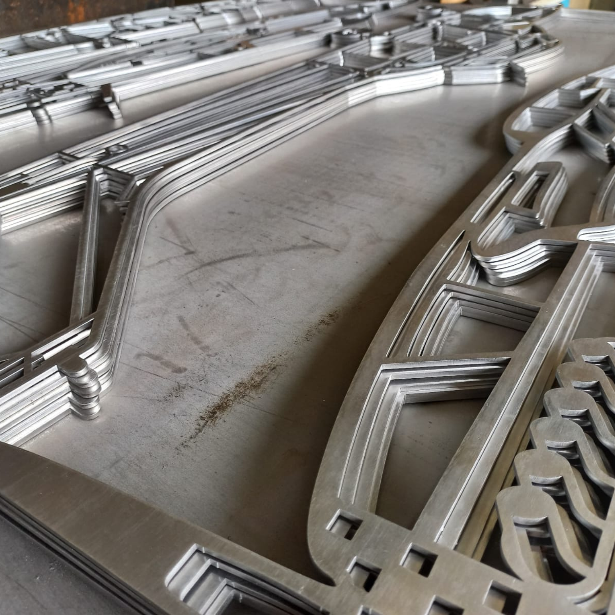 Laser Cutting and Powder Coating – Technology That Creates Art with ArtiLines